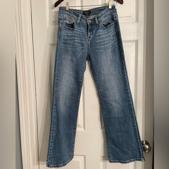 Judy Blue Medium Wash Womens 9/29 Mid Rise Stretchy Flared Boot Cut Jeans - Picture 1 of 5